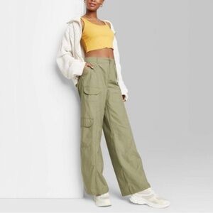 Wild Fable Wide Leg Green Cargo Pants euc size Xs